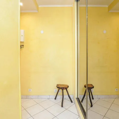1 Bedroom Gorgeous In Apartment *